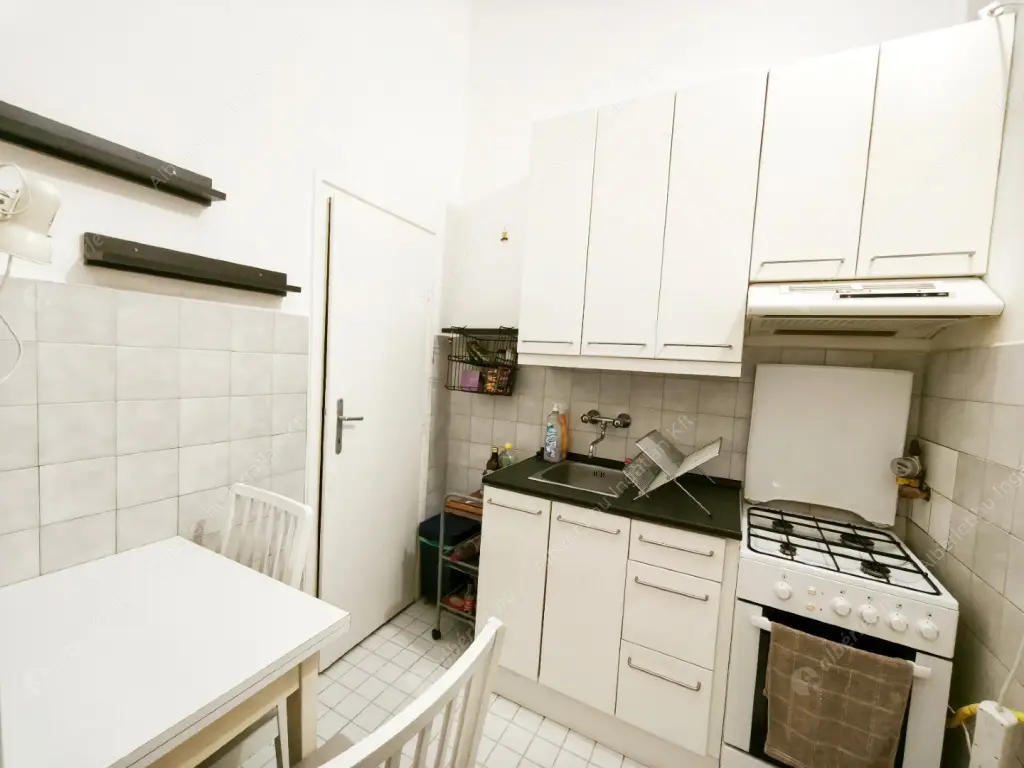 Kiadó albérlet 175000 Ft/hó áron: Budapest, VIII. kerület  Somogyi Béla utca. Mérete: 47 nm, 1 szobás | Alberlet.hu - 6560010