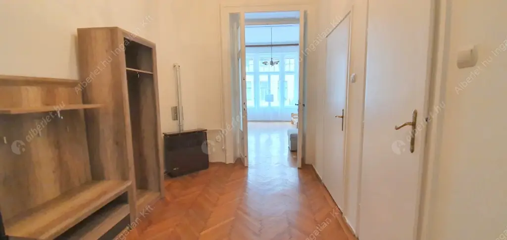 Kiadó albérlet 175000 Ft/hó áron: Budapest, VIII. kerület  Somogyi Béla utca. Mérete: 47 nm, 1 szobás | Alberlet.hu - 6560013