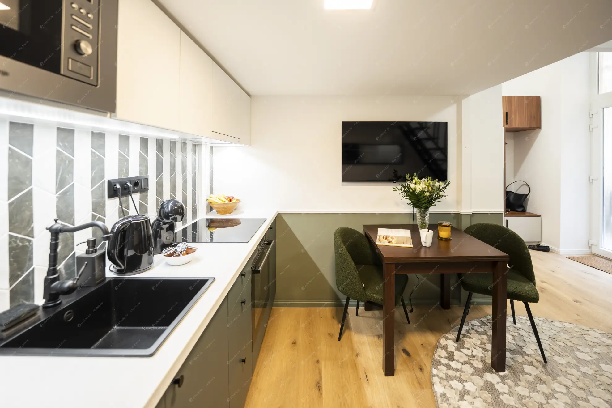 Kiadó albérlet 265000 Ft/hó áron: Budapest, VIII. kerület  Szentkirályi utca. Mérete: 22 nm, 1 szobás | Alberlet.hu - 6626639