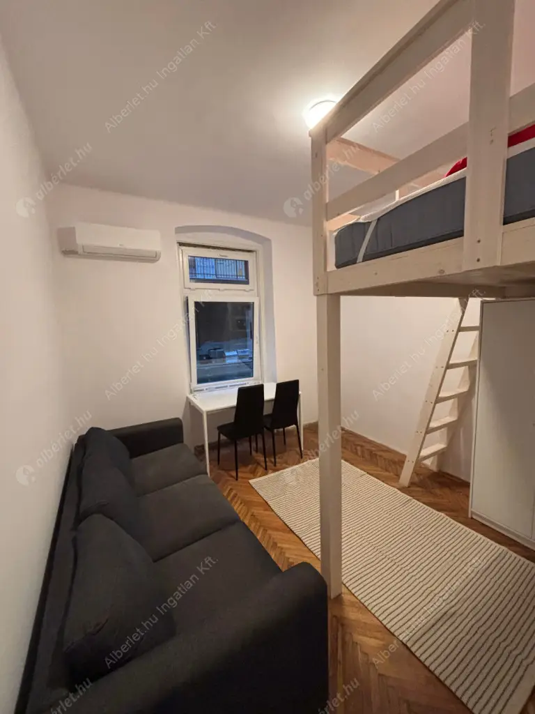 Kiadó albérlet 180000 Ft/hó áron: Budapest, VIII. kerület  Szerdahelyi utca. Mérete: 22 nm, 1 szobás | Alberlet.hu - 6608765