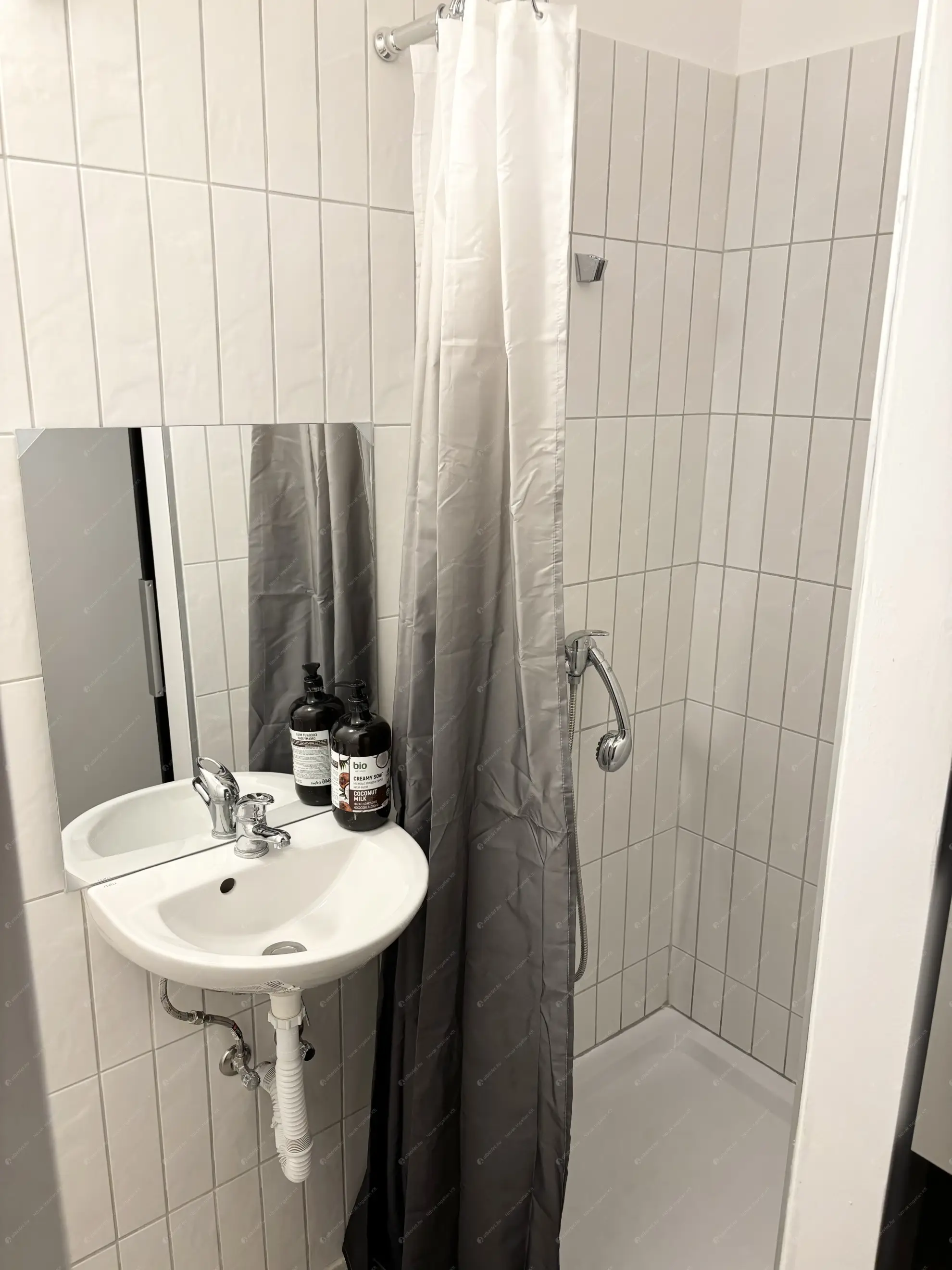 Kiadó albérlet 210000 Ft/hó áron: Budapest, VIII. kerület  Szerdahelyi utca. Mérete: 22 nm, 1 szobás | Alberlet.hu - 6579516