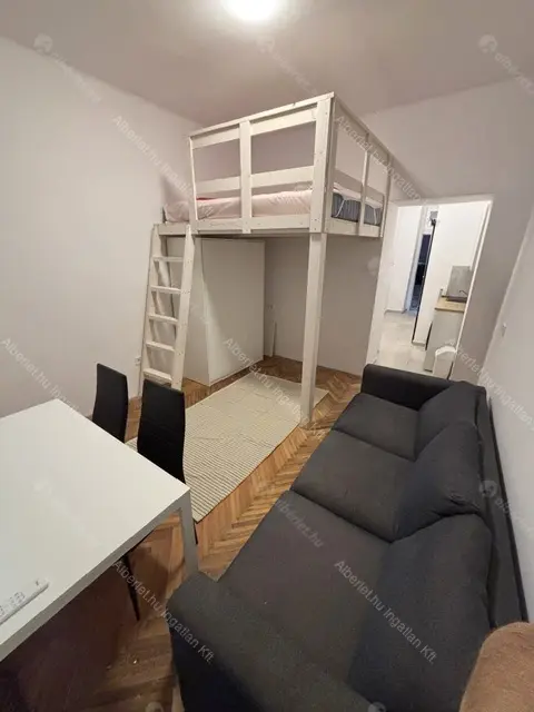 Kiadó albérlet 185000 Ft/hó áron: Budapest, VIII. kerület  Szerdahelyi utca. Mérete: 22 nm, 1 szobás | Alberlet.hu - 6684198