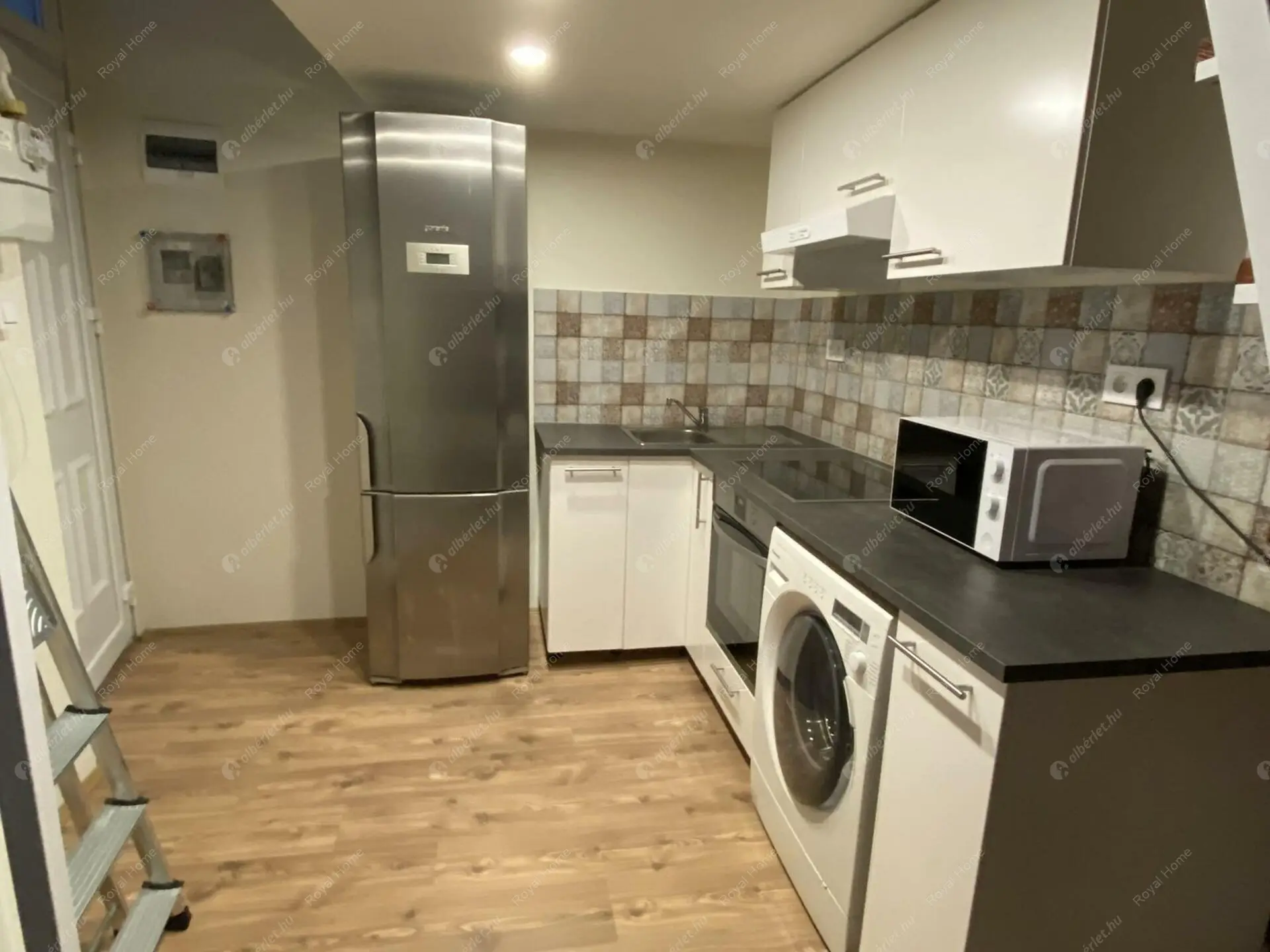 Kiadó albérlet 189000 Ft/hó áron: Budapest, VIII. kerület  Szerdahelyi utca. Mérete: 32 nm, 1 szobás | Alberlet.hu - 5798757