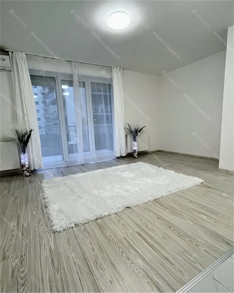 Kiadó albérlet 230000 Ft/hó áron: Budapest, VIII. kerület  Szerdahelyi utca. Mérete: 37 nm, 1 szobás | Alberlet.hu - 6656211