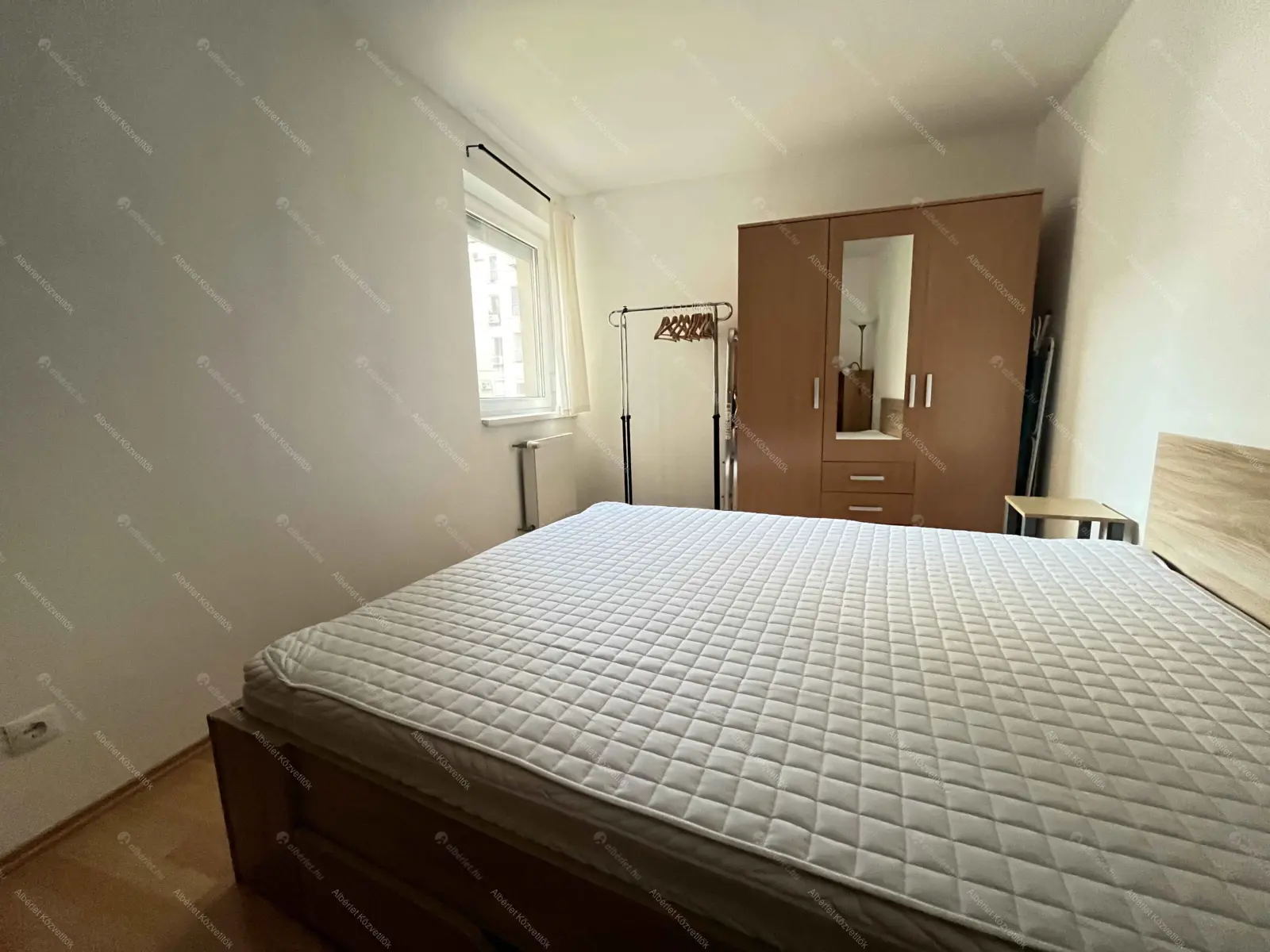 Kiadó albérlet 210000 Ft/hó áron: Budapest, VIII. kerület  Szerdahelyi utca. Mérete: 49 nm, 1 szobás | Alberlet.hu - 6702943