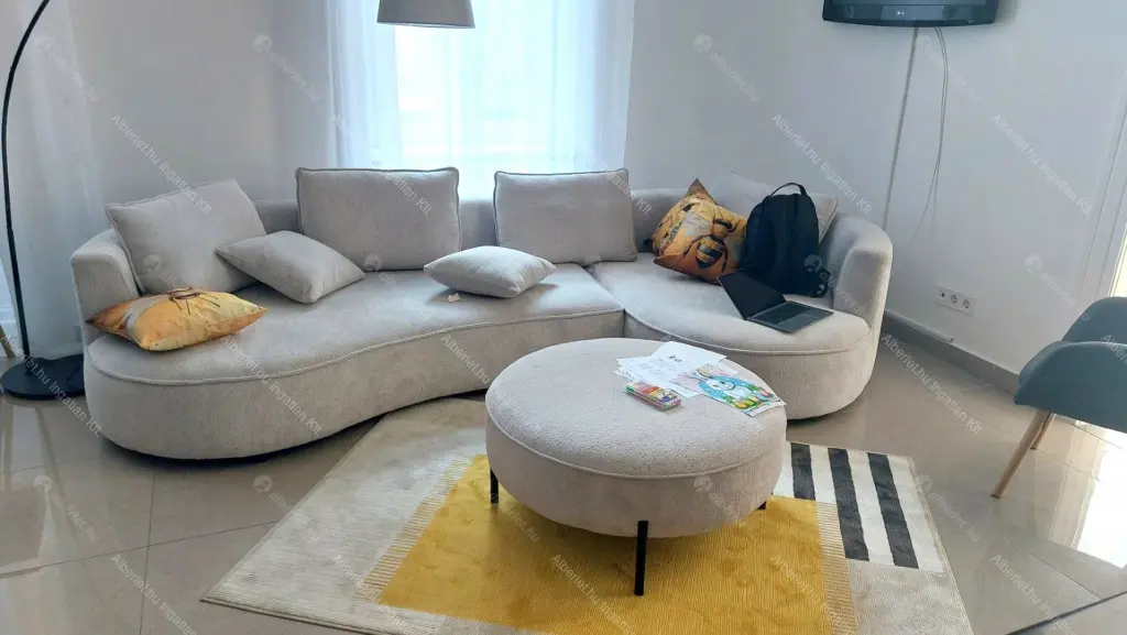 Kiadó albérlet 450000 Ft/hó áron: Budapest, VIII. kerület  Szűz utca. Mérete: 106 nm, 2 szobás | Alberlet.hu - 6686192