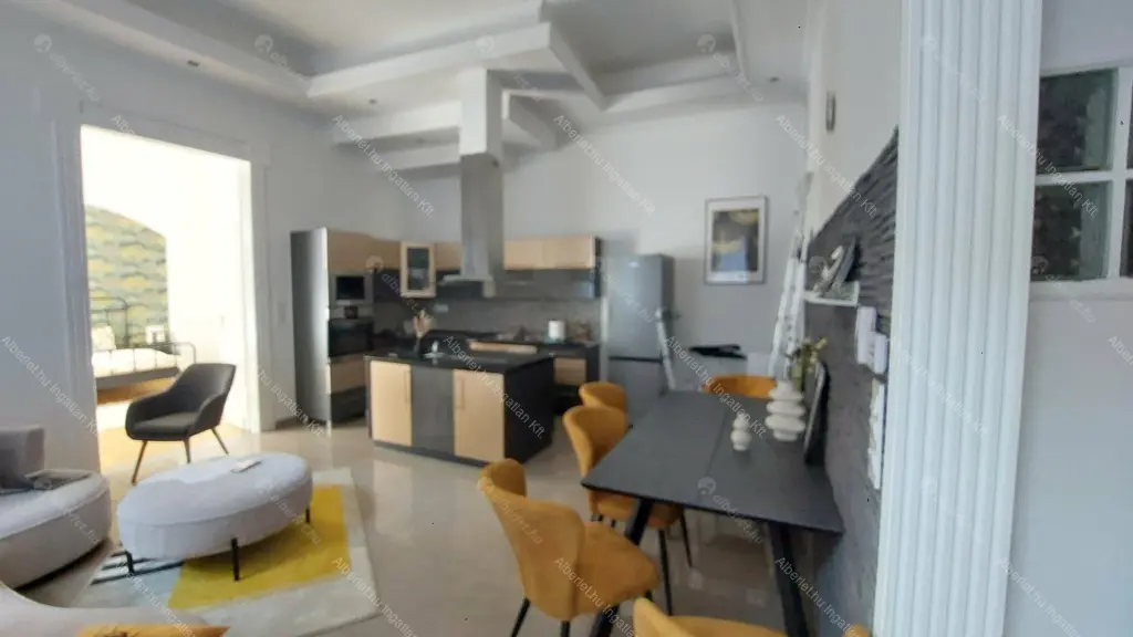 Kiadó albérlet 450000 Ft/hó áron: Budapest, VIII. kerület  Szűz utca. Mérete: 106 nm, 2 szobás | Alberlet.hu - 6686195