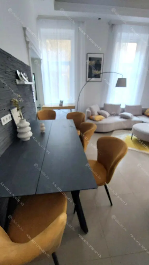 Kiadó albérlet 450000 Ft/hó áron: Budapest, VIII. kerület  Szűz utca. Mérete: 106 nm, 2 szobás | Alberlet.hu - 6686213