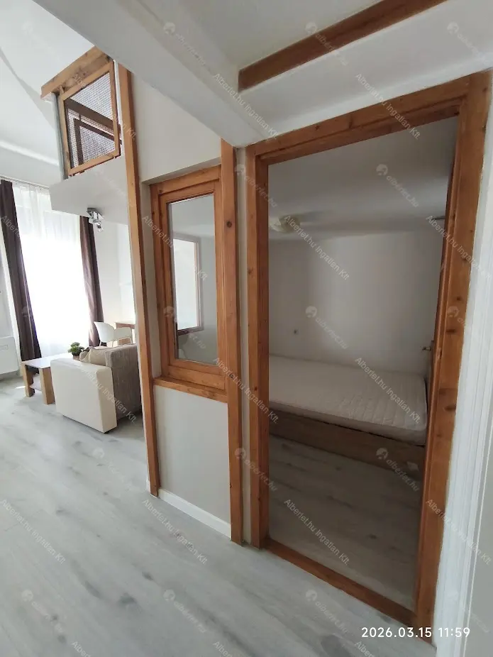 Kiadó albérlet 260000 Ft/hó áron: Budapest, VIII. kerület  Teleki László tér. Mérete: 51 nm, 1 szobás | Alberlet.hu - 6677152