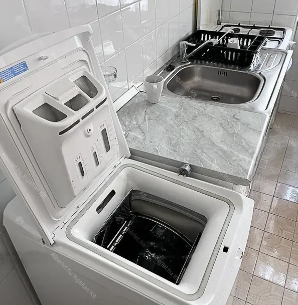 Kiadó albérlet 245000 Ft/hó áron: Budapest, VIII. kerület  Teleki László tér. Mérete: 55 nm, 2 szobás | Alberlet.hu - 6691139