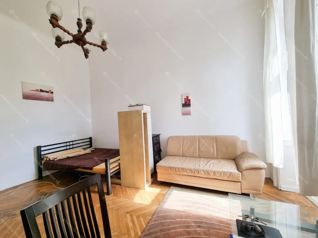 Kiadó albérlet 220000 Ft/hó áron: Budapest, VIII. kerület  Teleki László tér. Mérete: 55 nm, 2 szobás | Alberlet.hu - 6695852