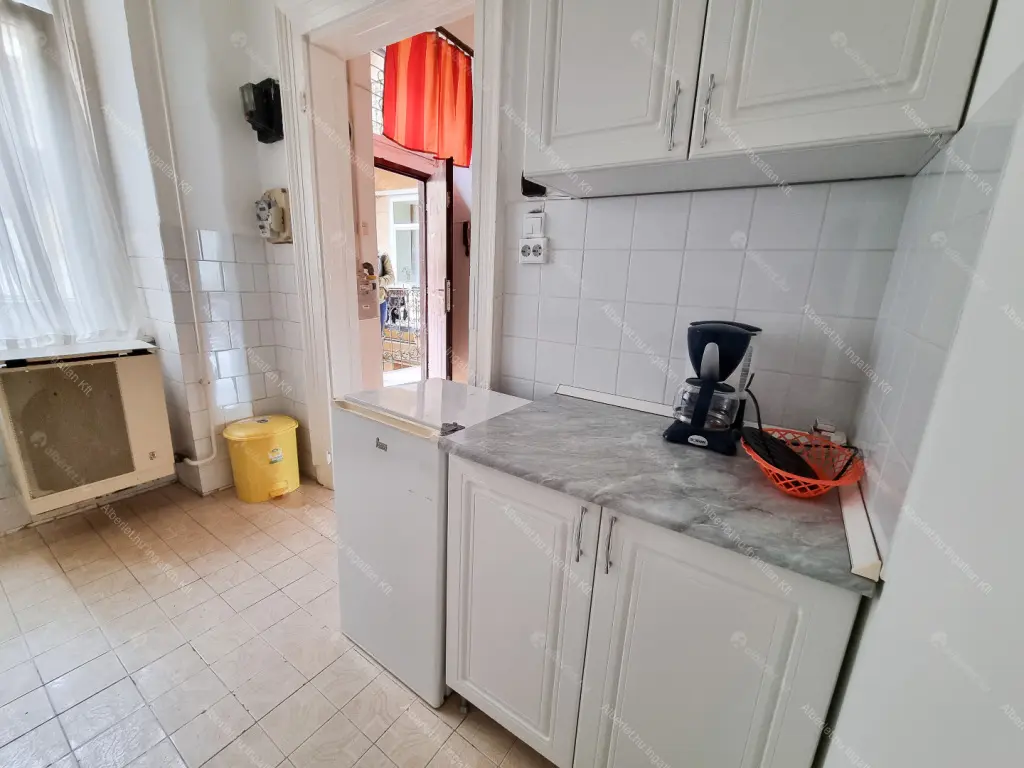 Kiadó albérlet 220000 Ft/hó áron: Budapest, VIII. kerület  Teleki László tér. Mérete: 55 nm, 2 szobás | Alberlet.hu - 6705530