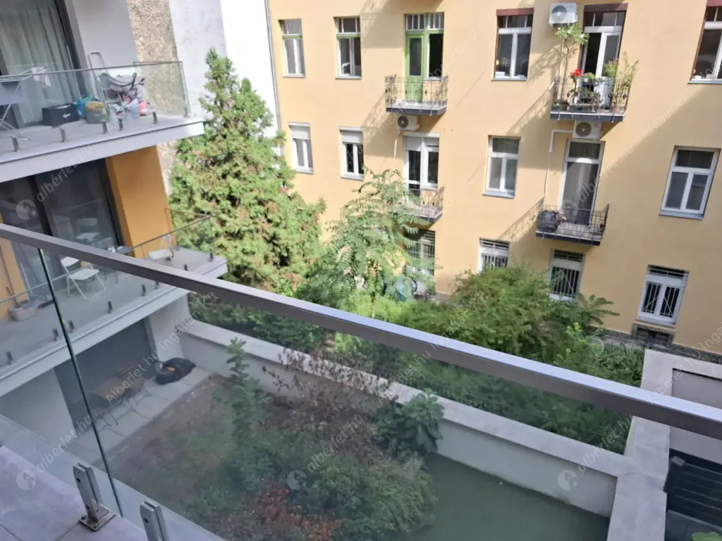 Kiadó albérlet 220000 Ft/hó áron: Budapest, VIII. kerület  Tolnai Lajos utca. Mérete: 38 nm, 1 szobás | Alberlet.hu - 6579597