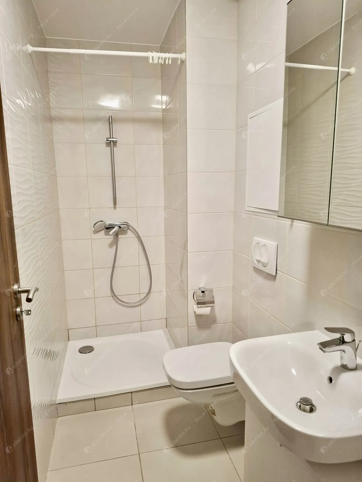 Kiadó albérlet 220000 Ft/hó áron: Budapest, VIII. kerület  Tolnai Lajos utca. Mérete: 40 nm, 1 szobás | Alberlet.hu - 6539806