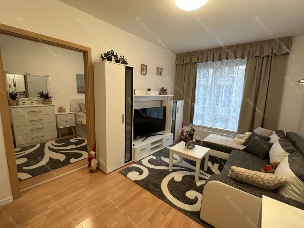 Kiadó albérlet 320000 Ft/hó áron: Budapest, VIII. kerület  Tolnai Lajos utca. Mérete: 50 nm, 2 szobás | Alberlet.hu - 6653786