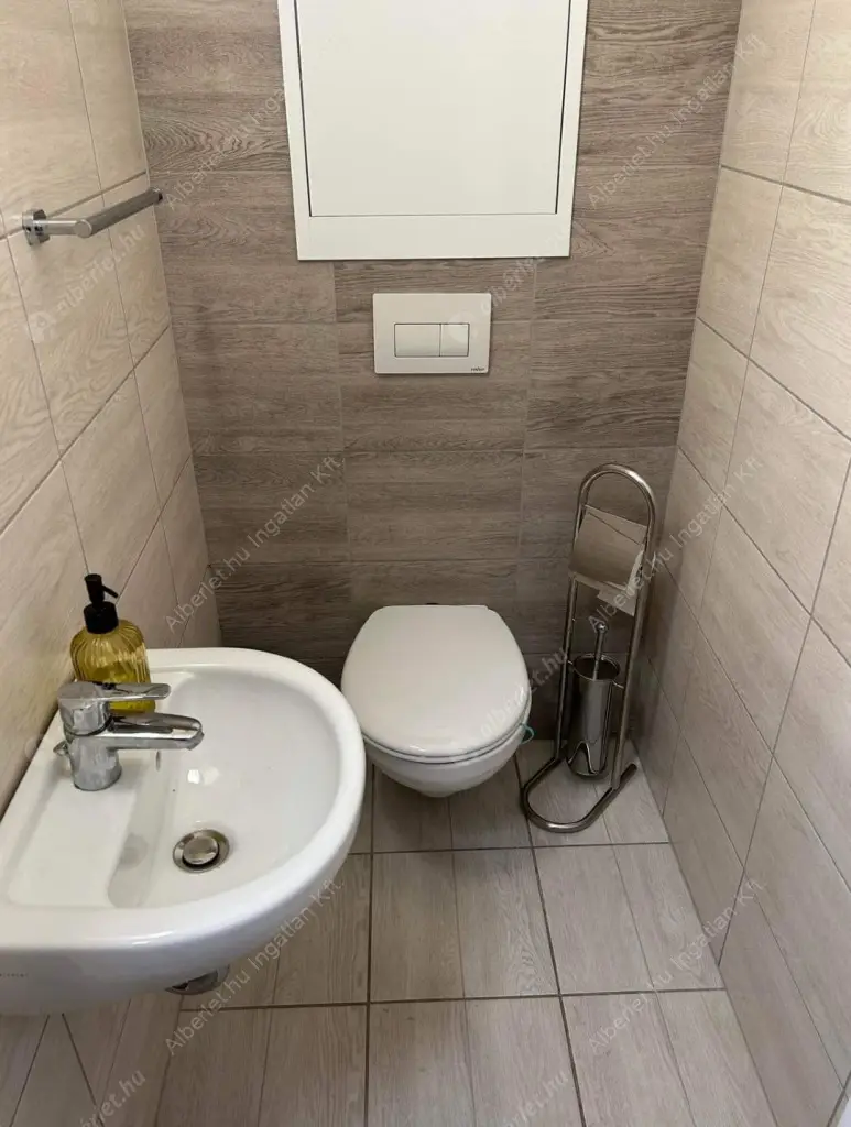 Kiadó albérlet 270000 Ft/hó áron: Budapest, VIII. kerület  Tömő utca. Mérete: 45 nm, 1 szobás | Alberlet.hu - 6584177