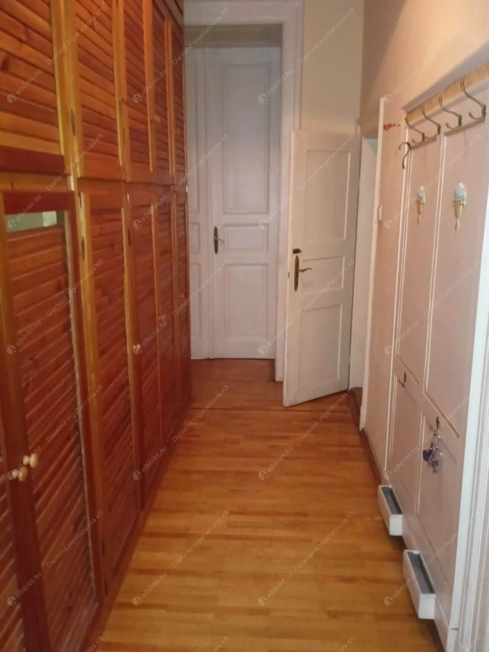 Kiadó albérlet 400000 Ft/hó áron: Budapest, VIII. kerület  Üllői út. Mérete: 100 nm, 3 szobás | Alberlet.hu - 6607128