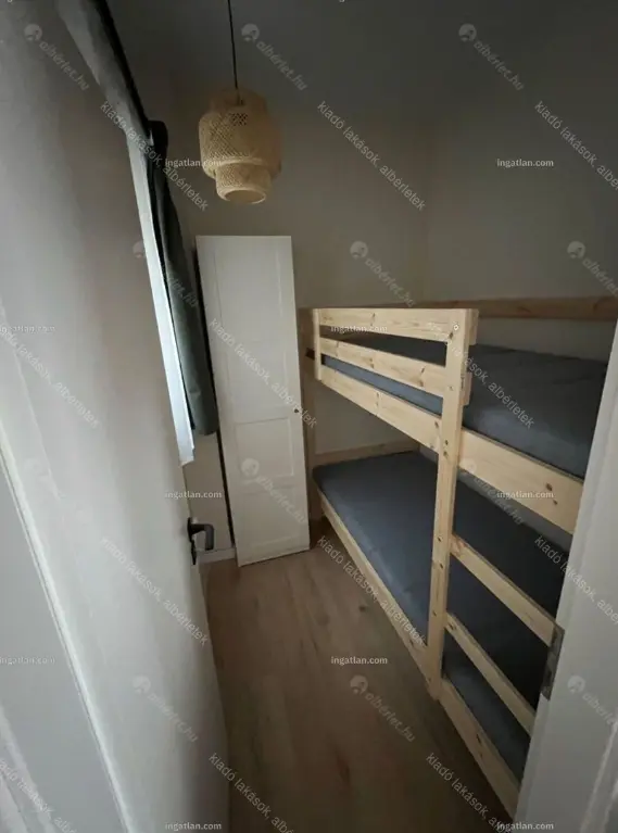 Kiadó albérlet 219000 Ft/hó áron: Budapest, VIII. kerület  Üllői út. Mérete: 30 nm, 1 szobás | Alberlet.hu - 6644207