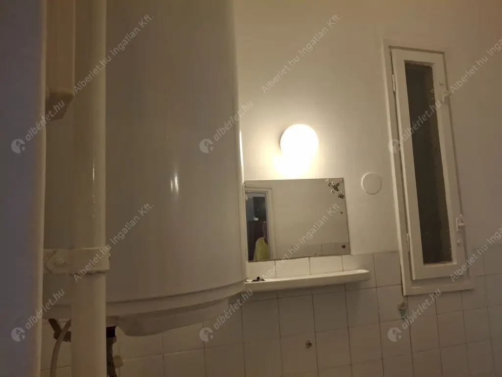 Kiadó albérlet 300000 Ft/hó áron: Budapest, VIII. kerület  Üllői út. Mérete: 90 nm, 3 szobás | Alberlet.hu - 6566246