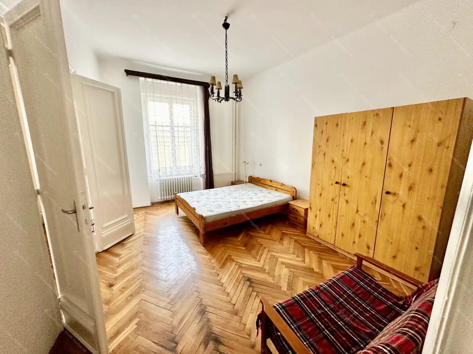 Kiadó albérlet 280000 Ft/hó áron: Budapest, VIII. kerület  Üllői út. Mérete: 90 nm, 3 szobás | Alberlet.hu - 6673176