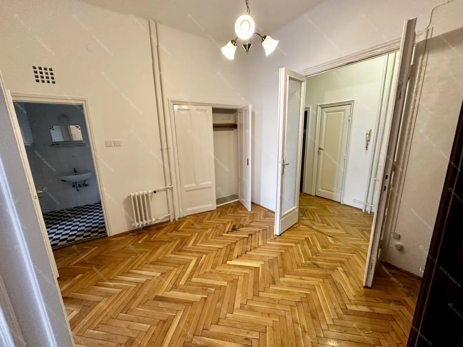 Kiadó albérlet 280000 Ft/hó áron: Budapest, VIII. kerület  Üllői út. Mérete: 90 nm, 3 szobás | Alberlet.hu - 6673178