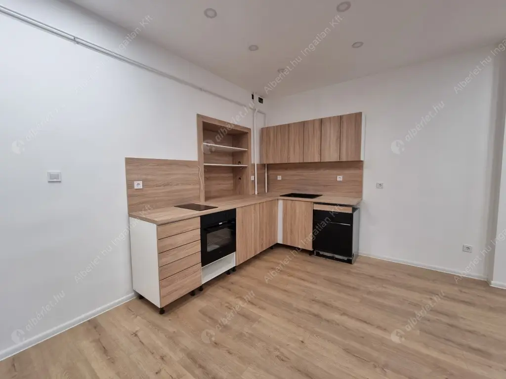 Kiadó albérlet 395000 Ft/hó áron: Budapest, VIII. kerület  Vajda Péter utca. Mérete: 94 nm, 3 szobás | Alberlet.hu - 6554421