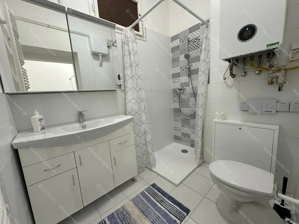 Kiadó albérlet 380000 Ft/hó áron: Budapest, VIII. kerület  Vajda Péter utca. Mérete: 94 nm, 3 szobás | Alberlet.hu - 6664987