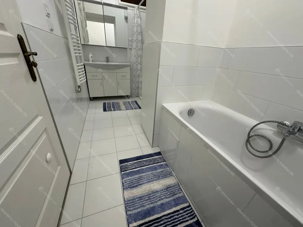 Kiadó albérlet 380000 Ft/hó áron: Budapest, VIII. kerület  Vajda Péter utca. Mérete: 94 nm, 3 szobás | Alberlet.hu - 6682038