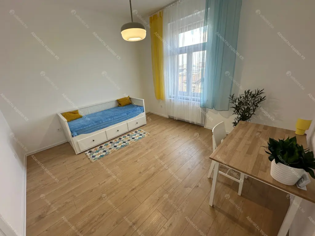 Kiadó albérlet 320000 Ft/hó áron: Budapest, VIII. kerület  Vajda Péter utca. Mérete: 94 nm, 3 szobás | Alberlet.hu - 6705258