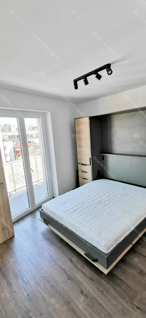 Kiadó albérlet 300000 Ft/hó áron: Budapest, VIII. kerület  Vajdahunyad utca. Mérete: 39 nm, 2 szobás | Alberlet.hu - 6642307