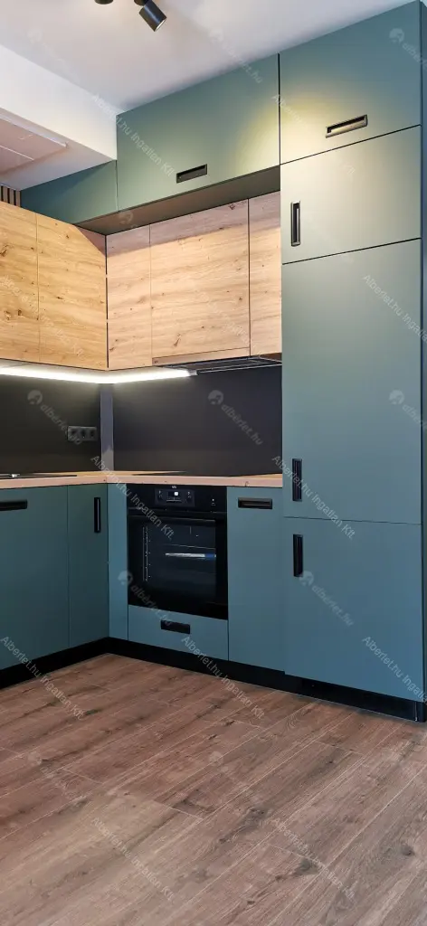 Kiadó albérlet 300000 Ft/hó áron: Budapest, VIII. kerület  Vajdahunyad utca. Mérete: 39 nm, 2 szobás | Alberlet.hu - 6643835