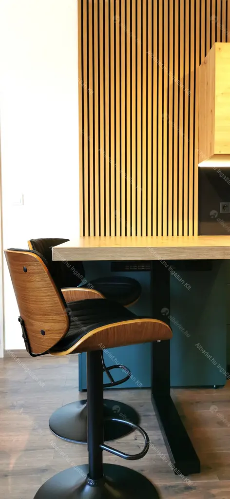 Kiadó albérlet 300000 Ft/hó áron: Budapest, VIII. kerület  Vajdahunyad utca. Mérete: 39 nm, 2 szobás | Alberlet.hu - 6643836