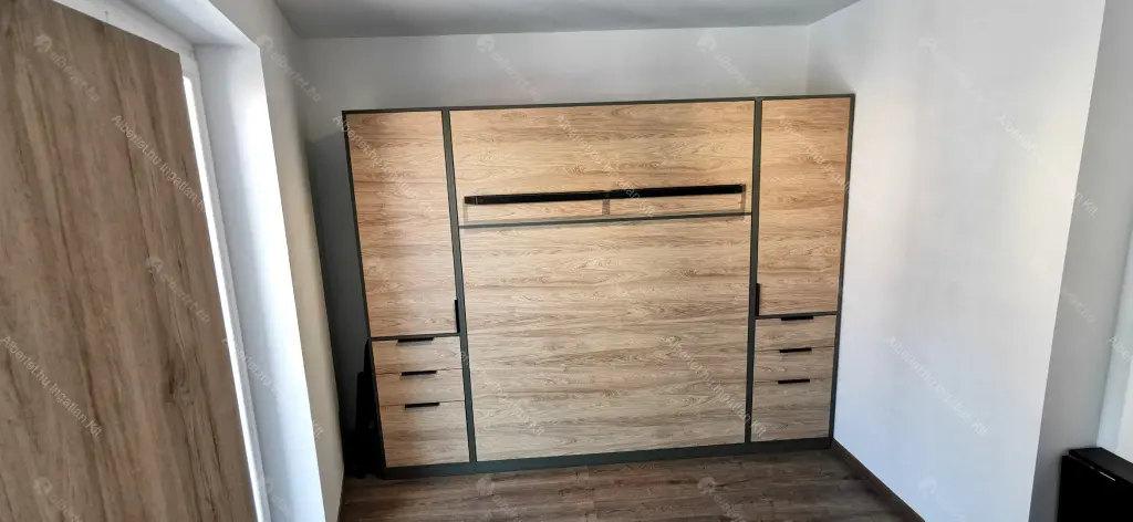 Kiadó albérlet 300000 Ft/hó áron: Budapest, VIII. kerület  Vajdahunyad utca. Mérete: 39 nm, 2 szobás | Alberlet.hu - 6643843