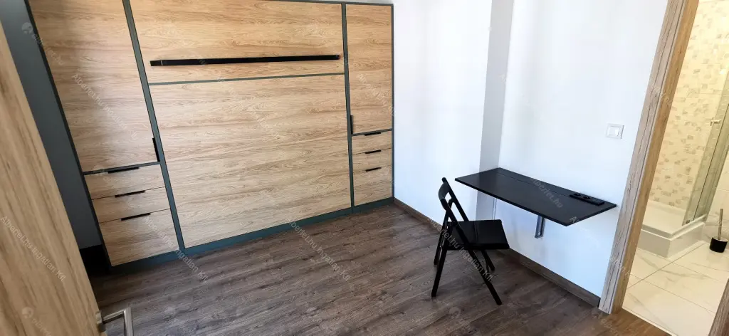 Kiadó albérlet 300000 Ft/hó áron: Budapest, VIII. kerület  Vajdahunyad utca. Mérete: 39 nm, 2 szobás | Alberlet.hu - 6643845