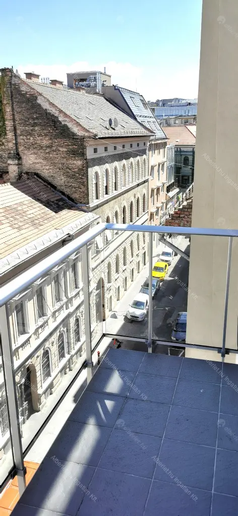 Kiadó albérlet 300000 Ft/hó áron: Budapest, VIII. kerület  Vajdahunyad utca. Mérete: 39 nm, 2 szobás | Alberlet.hu - 6643851