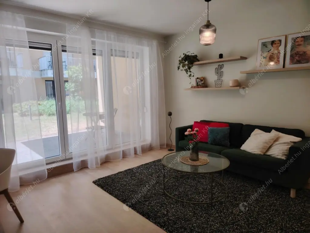 Kiadó albérlet 260000 Ft/hó áron: Budapest, VIII. kerület  Vajdahunyad utca. Mérete: 40 nm, 1 szobás | Alberlet.hu - 6554184