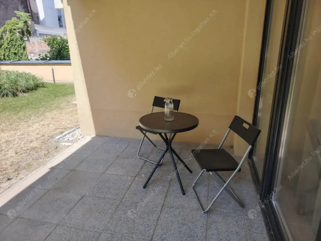 Kiadó albérlet 260000 Ft/hó áron: Budapest, VIII. kerület  Vajdahunyad utca. Mérete: 40 nm, 1 szobás | Alberlet.hu - 6554187