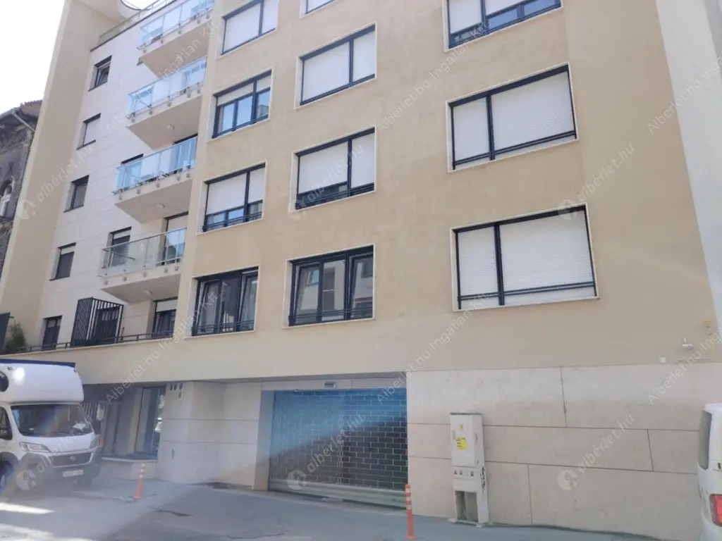 Kiadó albérlet 260000 Ft/hó áron: Budapest, VIII. kerület  Vajdahunyad utca. Mérete: 40 nm, 1 szobás | Alberlet.hu - 6554204