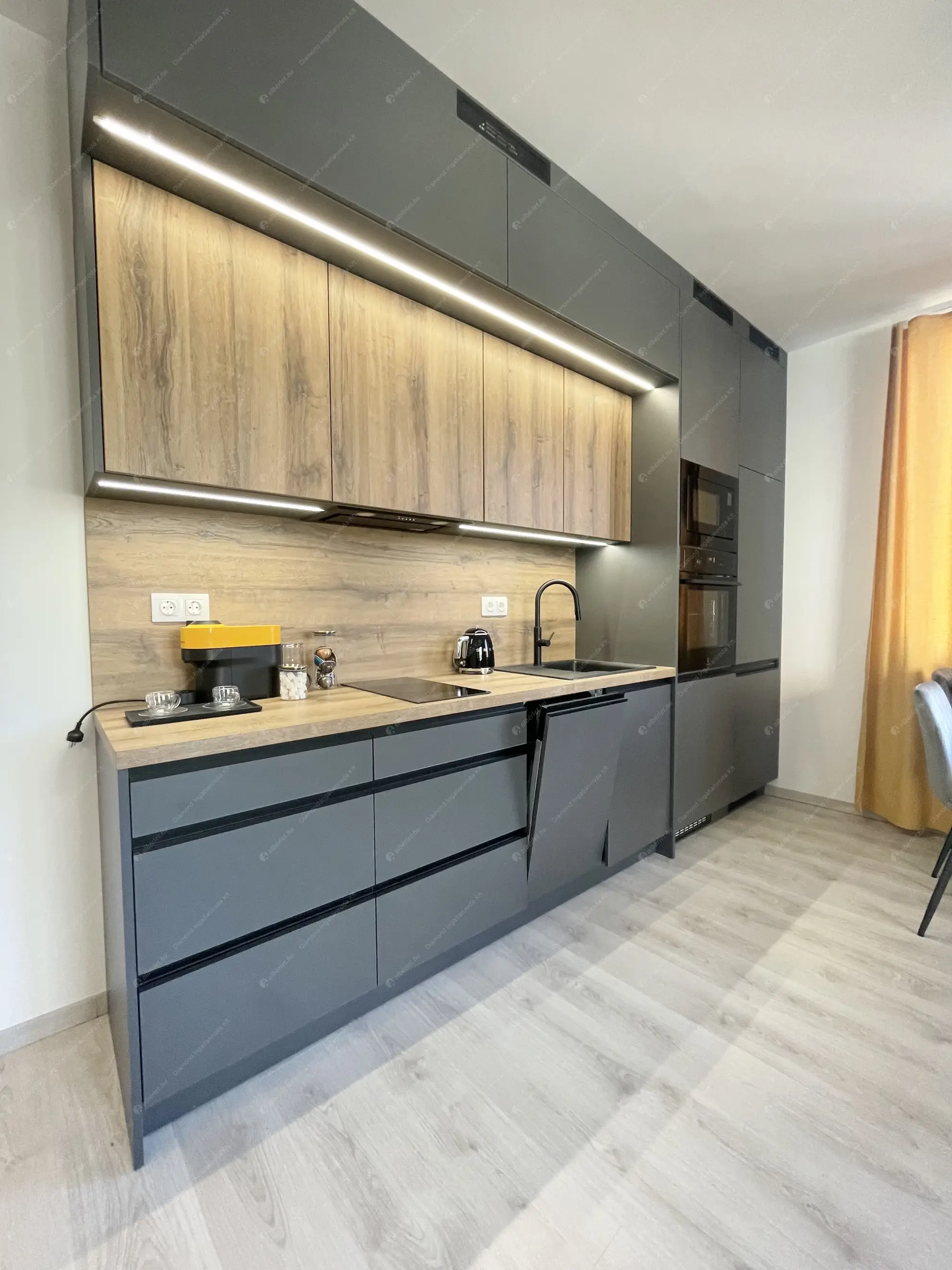 Kiadó albérlet 386000 Ft/hó áron: Budapest, VIII. kerület  Vajdahunyad utca. Mérete: 65 nm, 3 szobás | Alberlet.hu - 6563858