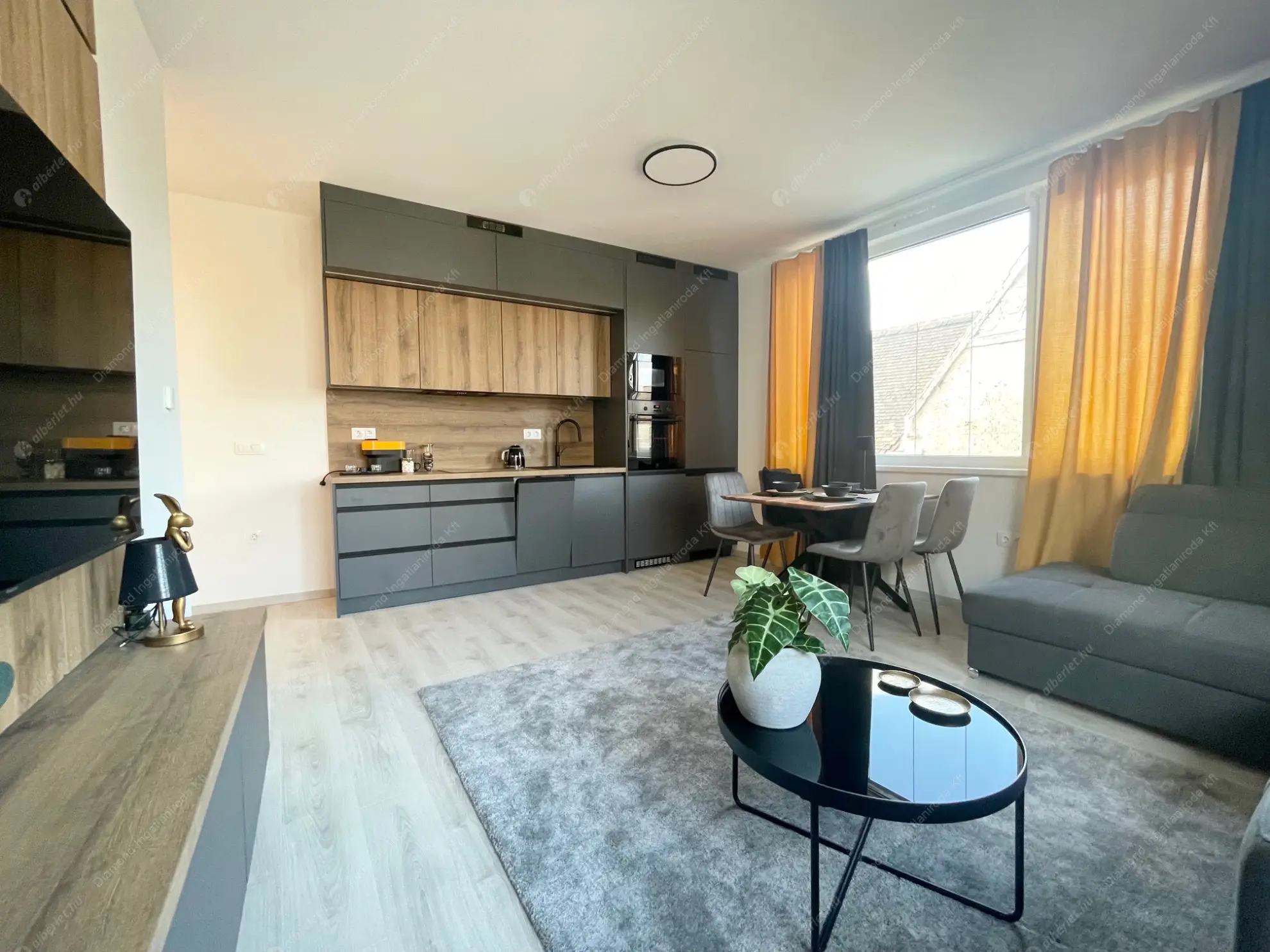 Kiadó albérlet 386000 Ft/hó áron: Budapest, VIII. kerület  Vajdahunyad utca. Mérete: 65 nm, 3 szobás | Alberlet.hu - 6563861