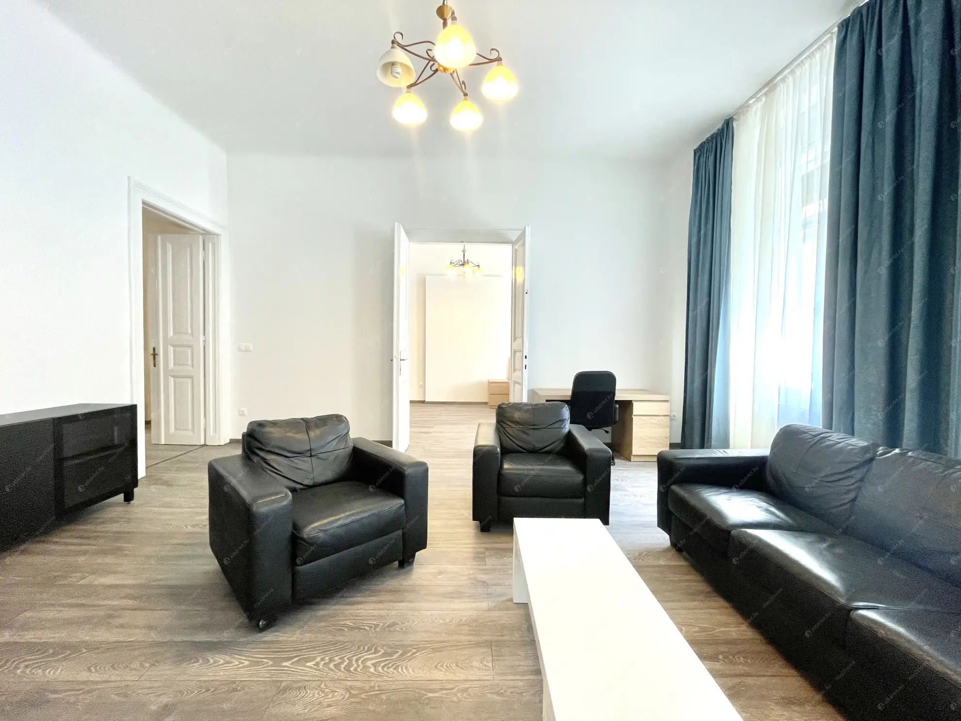 Kiadó albérlet 260000 Ft/hó áron: Budapest, VIII. kerület  Vas utca. Mérete: 70 nm, 2 szobás | Alberlet.hu - 6627699