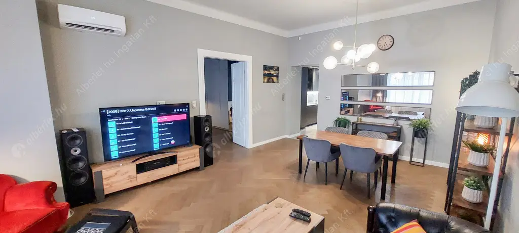 Kiadó albérlet 350000 Ft/hó áron: Budapest, VIII. kerület  Vas utca. Mérete: 74 nm, 2 szobás | Alberlet.hu - 6556275