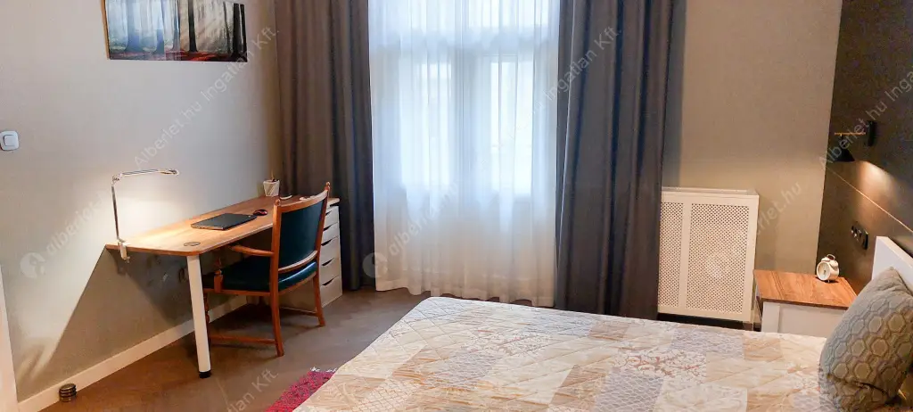 Kiadó albérlet 350000 Ft/hó áron: Budapest, VIII. kerület  Vas utca. Mérete: 74 nm, 2 szobás | Alberlet.hu - 6556276