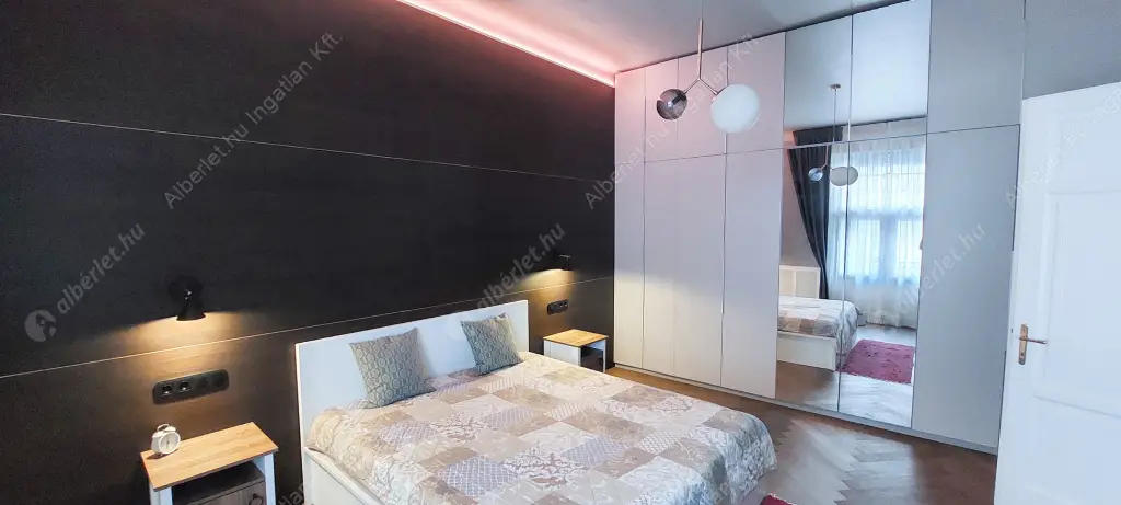 Kiadó albérlet 350000 Ft/hó áron: Budapest, VIII. kerület  Vas utca. Mérete: 74 nm, 2 szobás | Alberlet.hu - 6556277