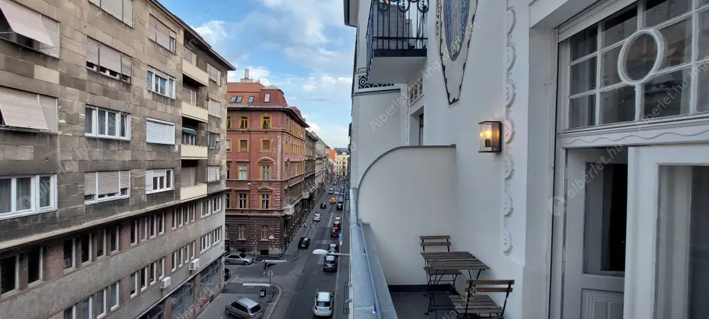 Kiadó albérlet 350000 Ft/hó áron: Budapest, VIII. kerület  Vas utca. Mérete: 74 nm, 2 szobás | Alberlet.hu - 6556282