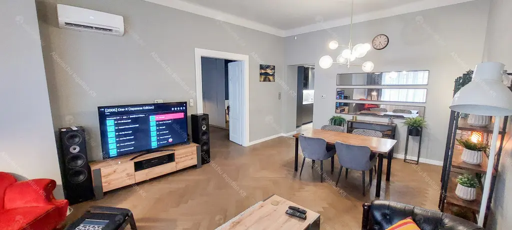 Kiadó albérlet 350000 Ft/hó áron: Budapest, VIII. kerület  Vas utca. Mérete: 74 nm, 2 szobás | Alberlet.hu - 6707621