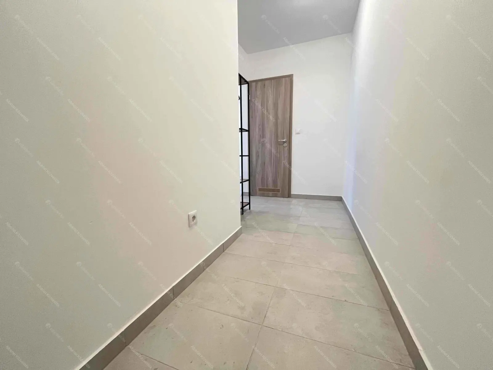 Kiadó albérlet 210000 Ft/hó áron: Budapest, VIII. kerület  Víg utca. Mérete: 32 nm, 1 szobás | Alberlet.hu - 6659571