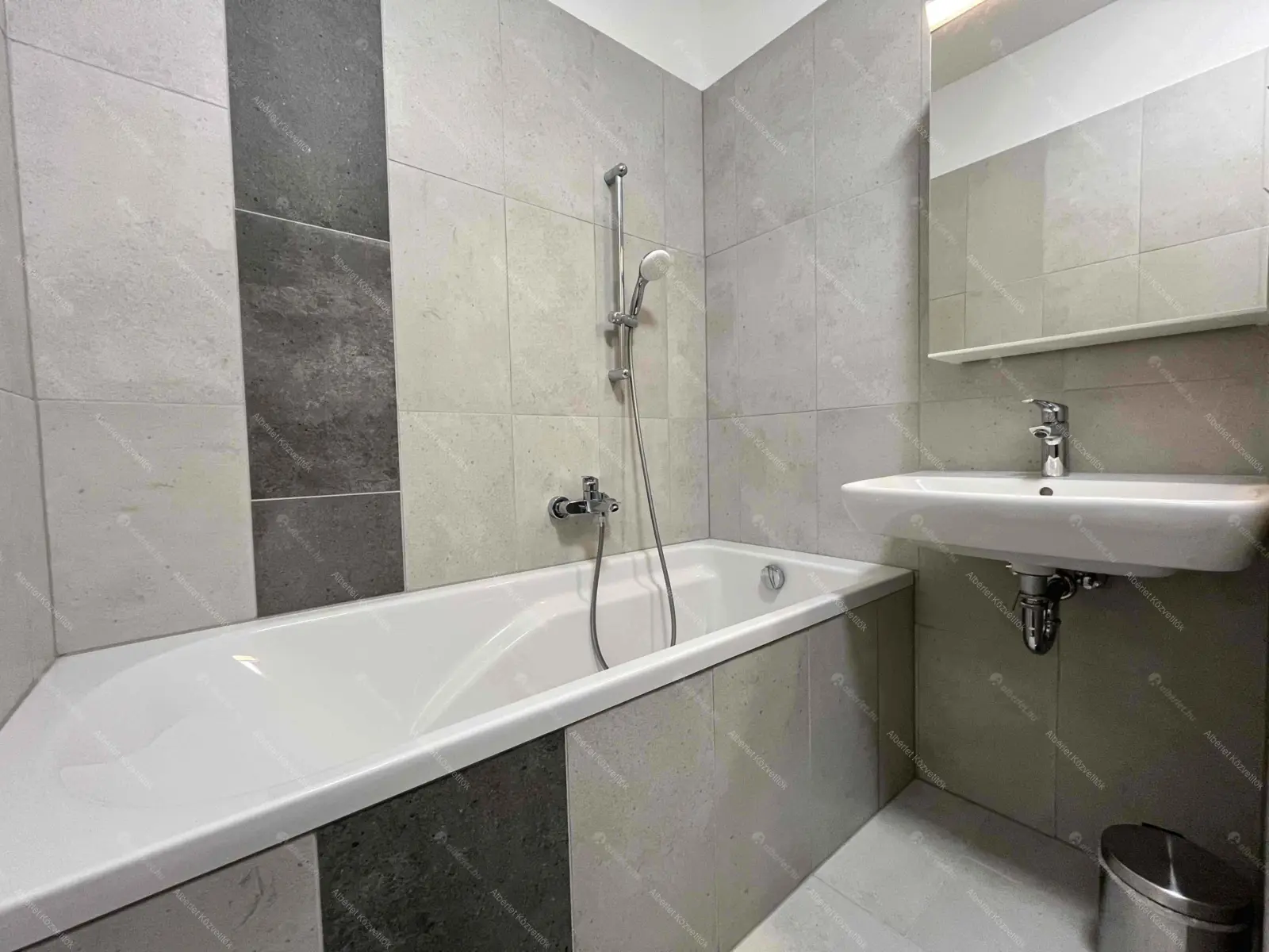 Kiadó albérlet 210000 Ft/hó áron: Budapest, VIII. kerület  Víg utca. Mérete: 32 nm, 1 szobás | Alberlet.hu - 6659573