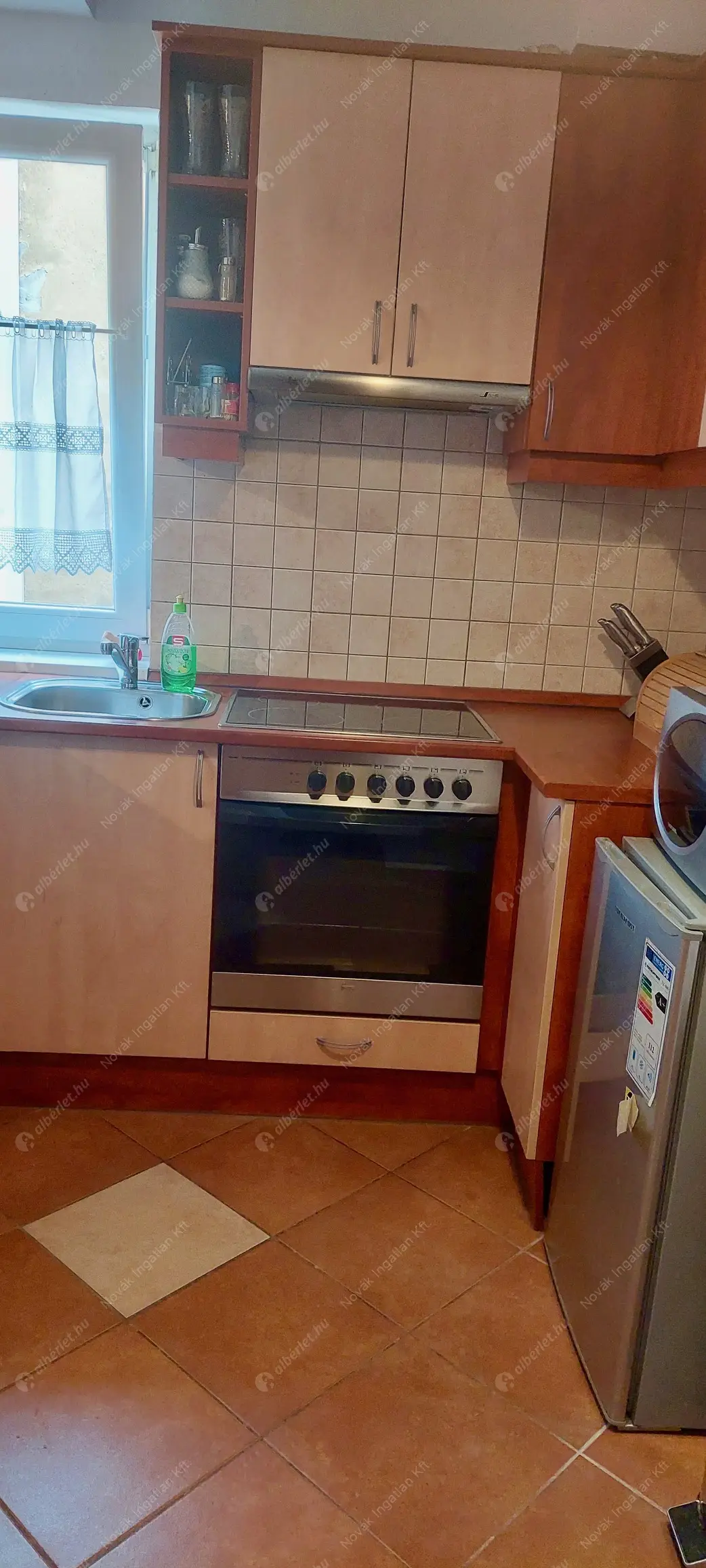 Kiadó albérlet 250000 Ft/hó áron: Budapest, VIII. kerület  Víg utca. Mérete: 36 nm, 1 szobás | Alberlet.hu - 6574286