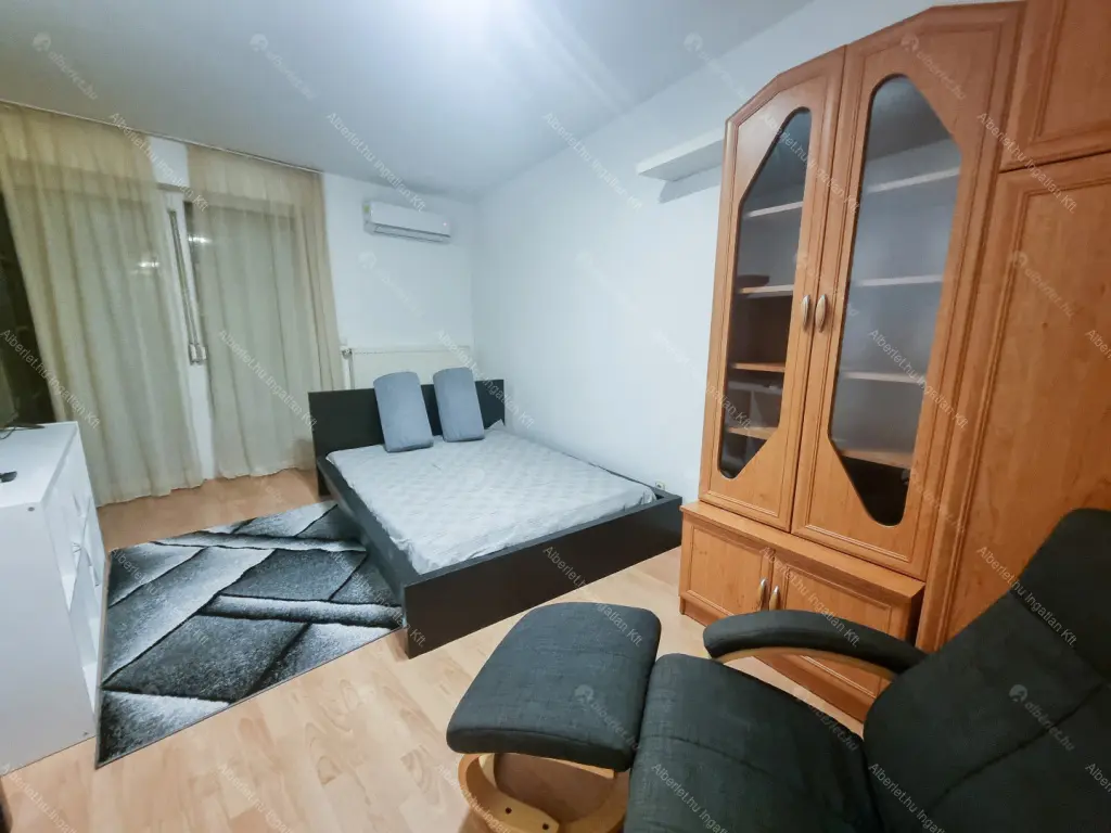 Kiadó albérlet 220000 Ft/hó áron: Budapest, VIII. kerület  Víg utca. Mérete: 52 nm, 1 szobás | Alberlet.hu - 6648089